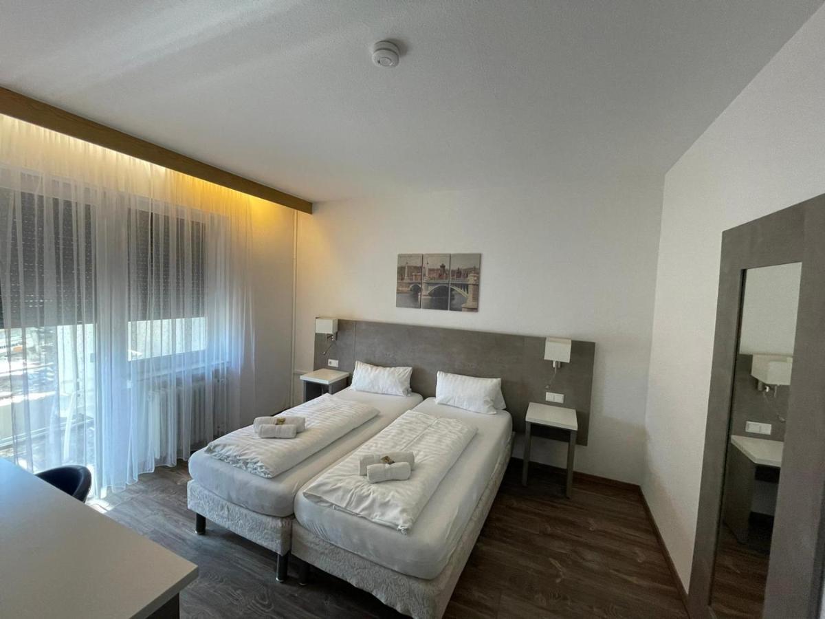 Hotel Wiesental Naehe Friedrichshafen Meckenbeuren Extérieur photo