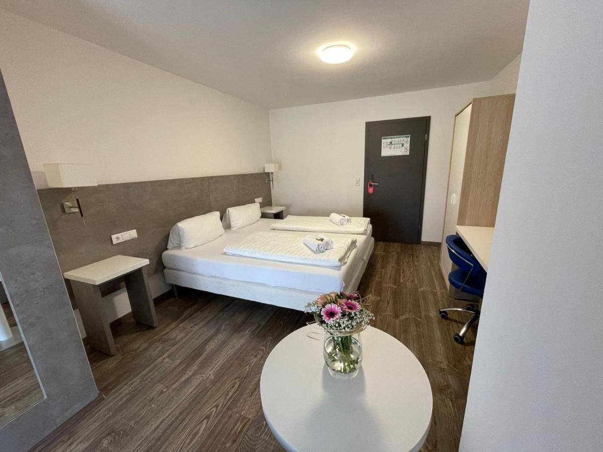Hotel Wiesental Naehe Friedrichshafen Meckenbeuren Extérieur photo